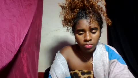 elina981 online show from August 10, 7:59 pm