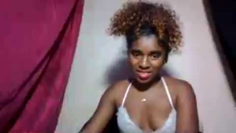 elina981 online show from August 11, 2:19 pm