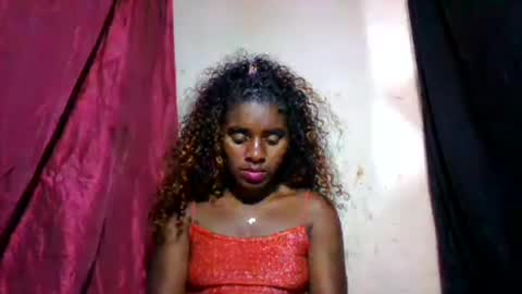 elina981 online show from August 13, 6:00 pm
