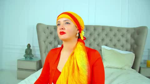 ElinaBellucci online show from April 26, 12:12 pm