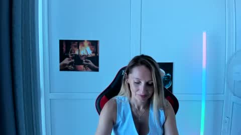 Milena online show from August 10, 6:37 am