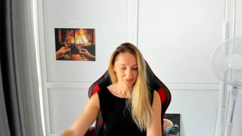 Milena online show from August 12, 6:38 am