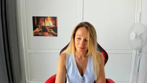 Milena online show from August 15, 6:50 am