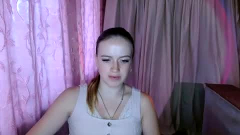 ElinaStar online show from August 4, 8:22 am