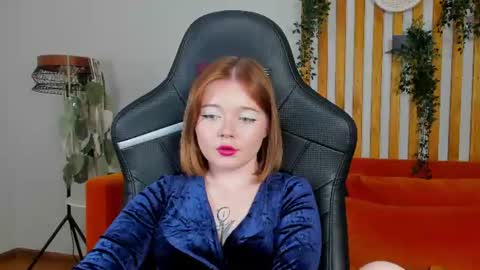 elinavale online show from July 21, 1:09 am