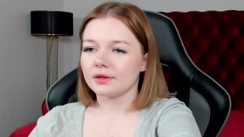 elinavale online show from July 23, 6:16 am