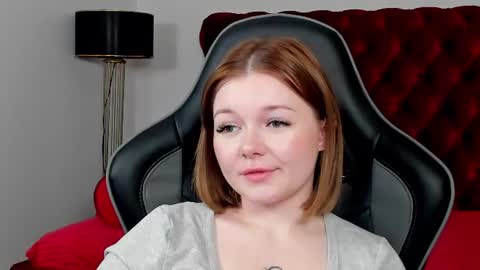 elinavale online show from July 23, 8:27 am