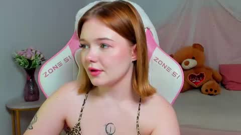 elinavale online show from August 13, 1:03 pm