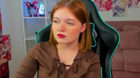 elinavale online show from August 14, 3:15 pm