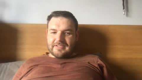 eliot26 online show from April 13, 9:45 am