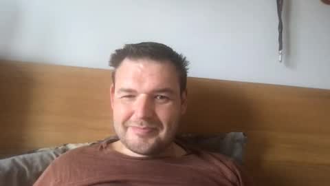 eliot26 online show from April 28, 11:21 am