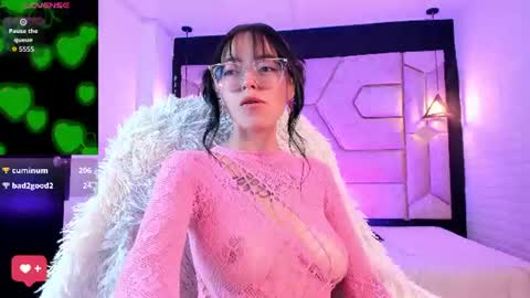 elisa_collins online show from June 25, 7:44 am