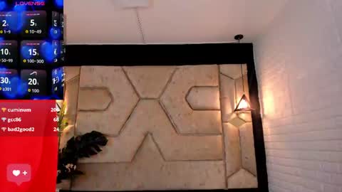 elisa_collins online show from June 25, 11:02 am