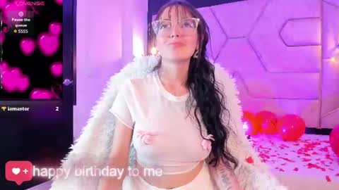 elisa_collins online show from August 5, 1:03 am