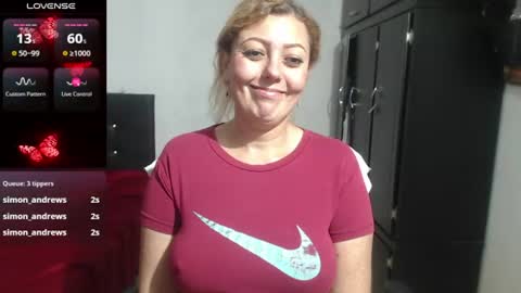 elisabeth_clint2 online show from August 7, 3:17 am