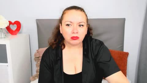 ElisabethXSweet online show from August 6, 6:40 pm