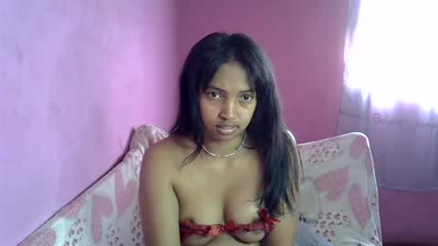 elisah01 online show from August 5, 8:01 am