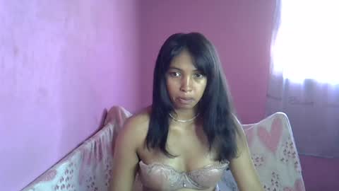 elisah01 online show from August 10, 11:00 am