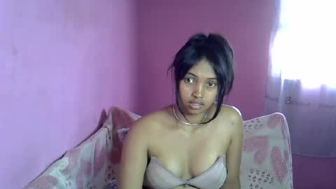elisah01 online show from August 12, 12:18 pm