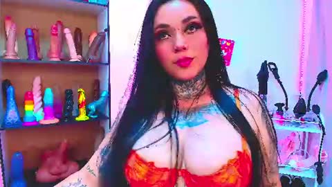 Elisce cloud online show from July 9, 1:10 am