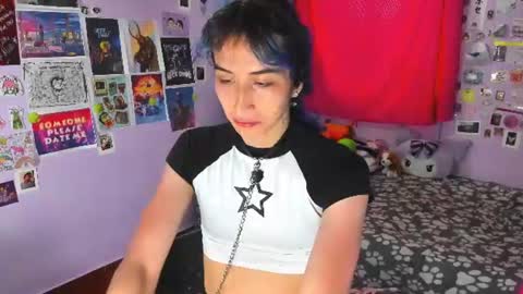 elisdarling online show from June 15, 10:30 pm
