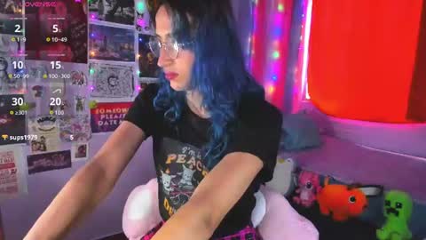 elisdarling online show from July 22, 9:17 pm