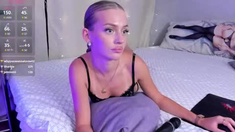Elise online show from August 21, 7:42 pm