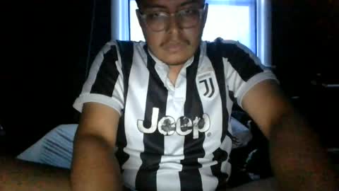 Hector Perez online show from June 18, 11:59 pm