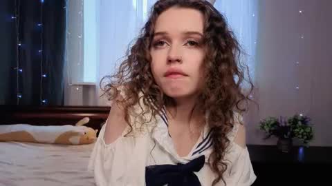 Shakira online show from August 15, 4:49 am