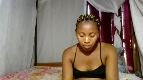 elita12010 online show from July 16, 6:36 am