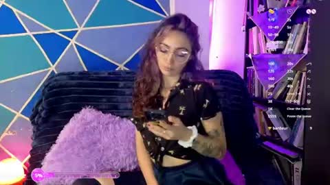 elizabeht_911 online show from July 9, 1:32 am