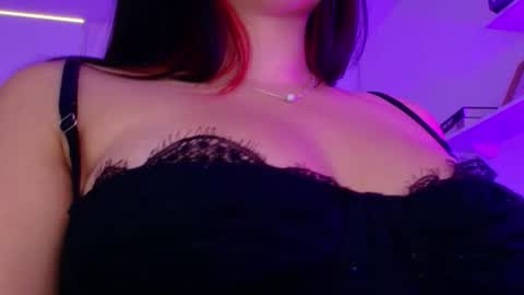 Elezabeth online show from August 2, 11:44 pm