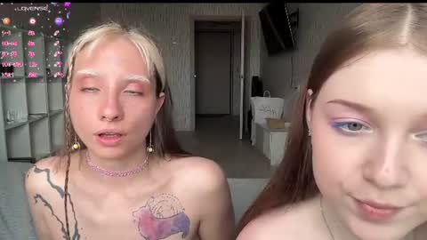 elizabethh_brown online show from July 2, 12:17 pm