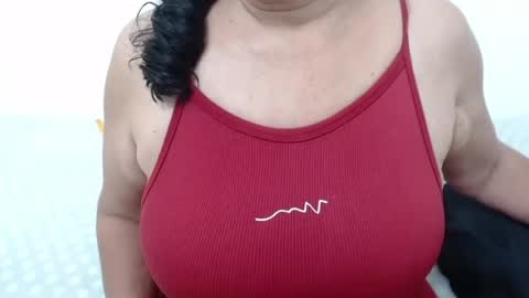 ElizabethMiler online show from August 5, 2:53 am