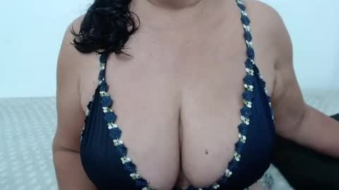 ElizabethMiler online show from August 8, 5:13 pm