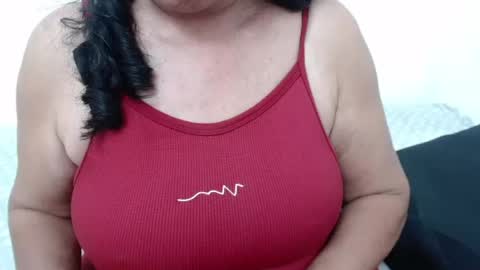 ElizabethMiler online show from August 13, 7:06 pm