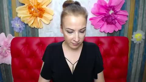 ElizabethSho online show from August 9, 12:11 am