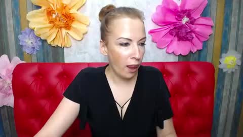 ElizabethSho online show from August 9, 2:56 am