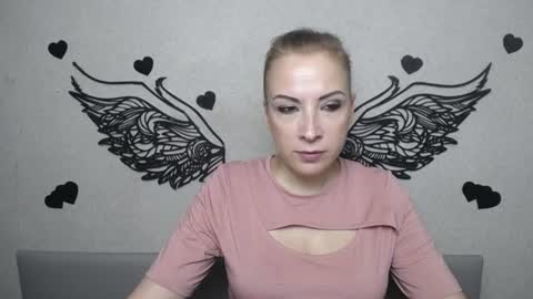 ElizabethSho online show from August 10, 3:08 am