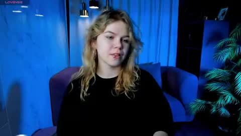 Elizabeth online show from August 12, 5:21 am