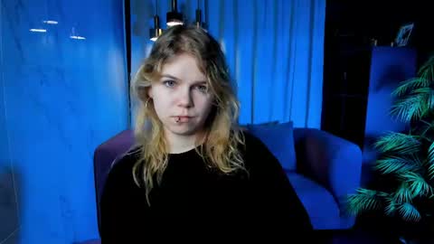 Elizabeth online show from August 12, 7:33 am