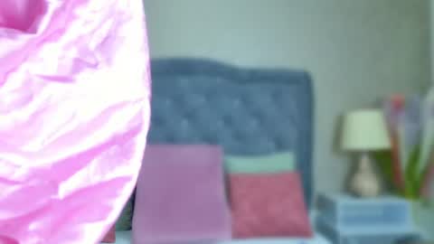 Elizabet online show from August 6, 11:53 am