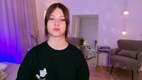 Eliza online show from August 2, 7:10 pm