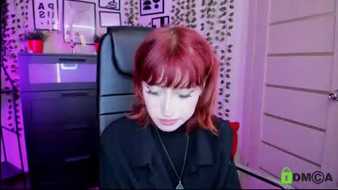 Eliza online show from July 17, 9:04 pm