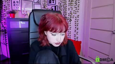 Eliza online show from July 17, 10:10 pm