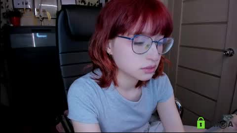 Eliza online show from July 27, 1:11 am