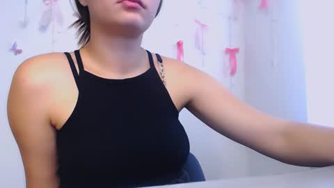 elizsun online show from August 6, 11:31 am