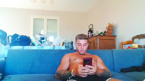 elkafit28 online show from August 11, 9:44 am