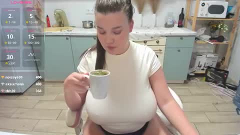 Lina online show from August 11, 2:24 am