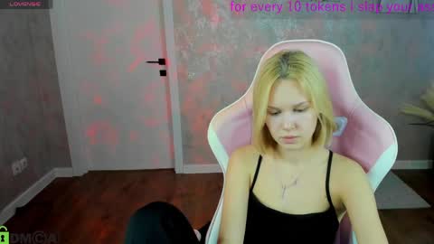 Ella online show from April 2, 5:37 am